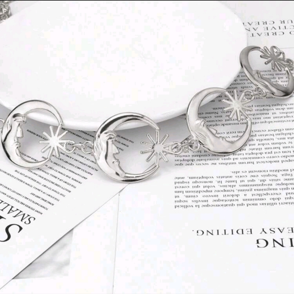 Celestial Silver Chain Belt - Picture 5 of 13
